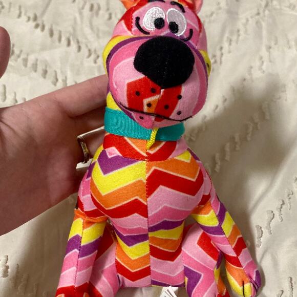 Scooby Doo Multi-Colored Plush - Picture 5 of 9